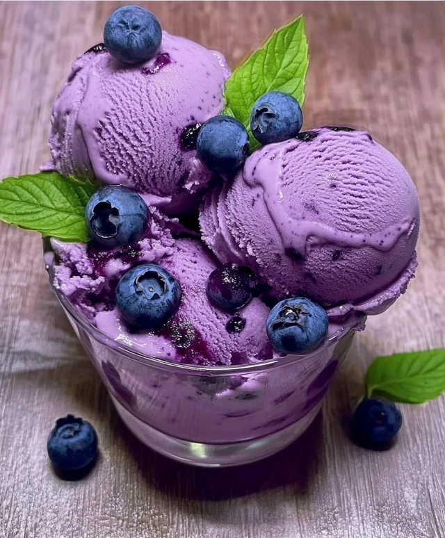Blaubeer Eiscreme